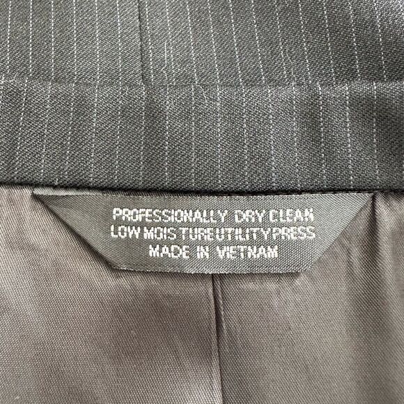 🆕Concepts By Claiborne Men’s Black Pinstripe Blazer Jacket - Picture 11 of 14